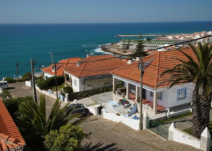 Chill In Ericeira Surf HouseHostel